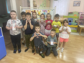 В МАДОУ № 9 конструктивно-модельная деятельность «Бинокль» В МАДОУ № 9 конструктивно-модельная деятельность «Бинокль».