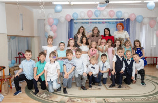 В группе «Малахитовая шкатулка» МАДОУ № 9 выпускной бал В группе «Малахитовая шкатулка» МАДОУ № 9 выпускной бал.